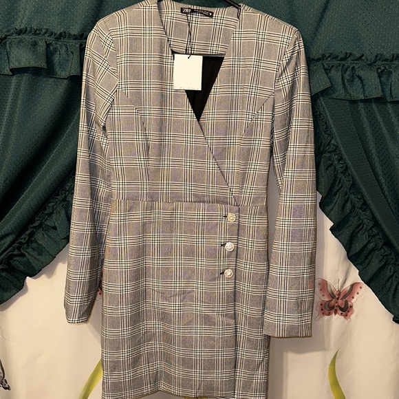 Zara Blazer Dress - Picture 3 of 6